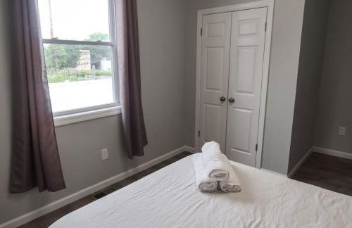 3Bed 2Bath Apt Near NYC plus Parking and Laundry - Foto 12