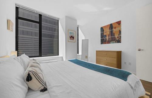 FiDi 1 BR w Work Setup by Anyplace - 11687 - Foto 3