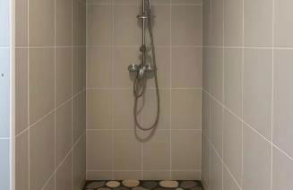 Charmant appartement 3 grandes chambres au coeur de Nice au calme absolu - Foto 3