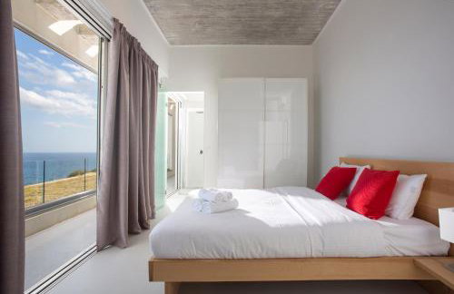 Kuro Beach House - Oceanfront Luxury & 25m pool - Foto 10