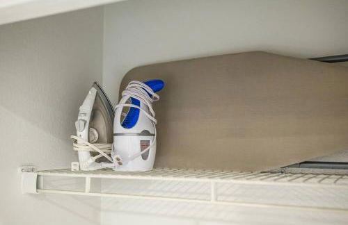 Newly Remodeled 3BR Apt | Mins to Disney | Arcade - Foto 13