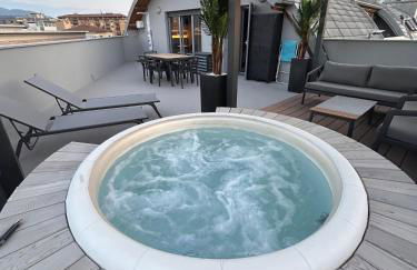 Suite Panoramic Attico con Jacuzzi Privata - Foto 26