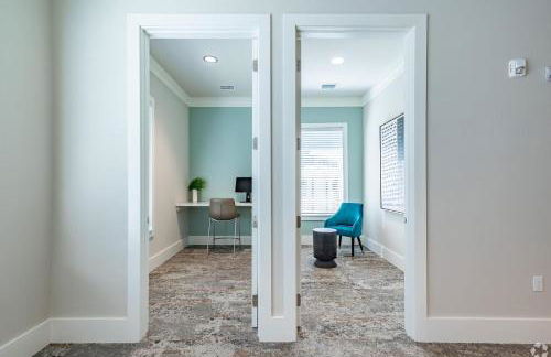 Landing Stylish 1BD Pool Clubhouse - Photo 63