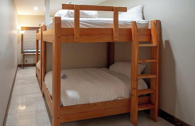 Snow Creek Cabins by Fernie Lodging Co. - Photo 62