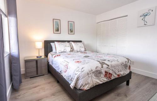 Bass & Sun Condominium 2/2 Bedroom - Photo 21