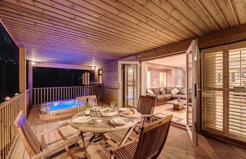 Willow Lodge, Hot Tub, Woodburner - Foto 6