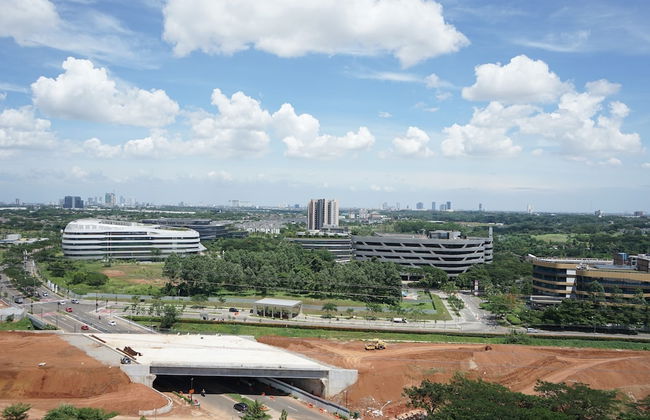 Premium Relaxing 2BR at Casa de Parco Apartment - Photo 23