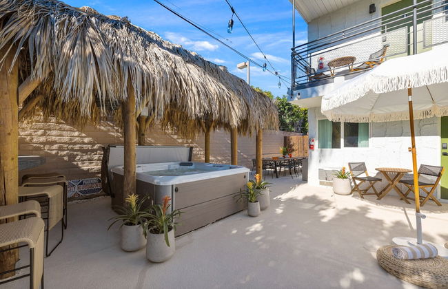 The Maya - Entire Hotel Buyout - Private Gym - Private Game Room - Private Living Area - Foto 15