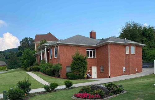 Private Suite in Upscale Neighborhood - Foto 31