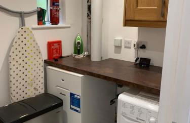 Vale View - Sleeps 6 - Pets Ok - Garden - Parking - Photo 51