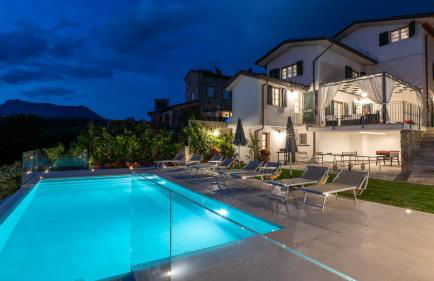 VILLA ELENA 9&1, Emma Villas - Foto 1