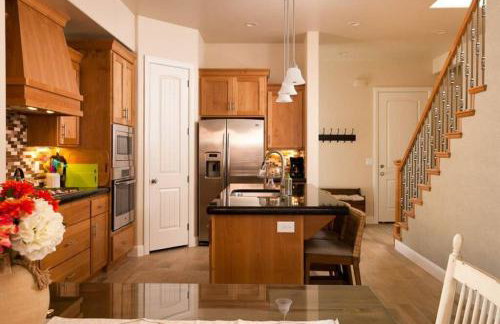 Zions Gate II Near Zion NP and Sand Hollow - Foto 5