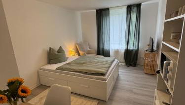 Vollständig möblierte Wohnung in zentraler Lage von Saarbrücken-Scheidt - Foto 2