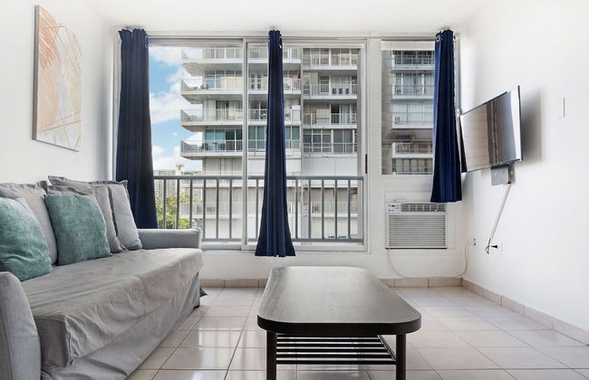 Luna Llena 1BDR Oceanview Pool - Photo 3