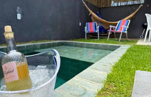 MHV Milagres - Studio Guadalupe 05, quarto e sala privativo a poucos metros da Praia do Marceneiro - Foto 1