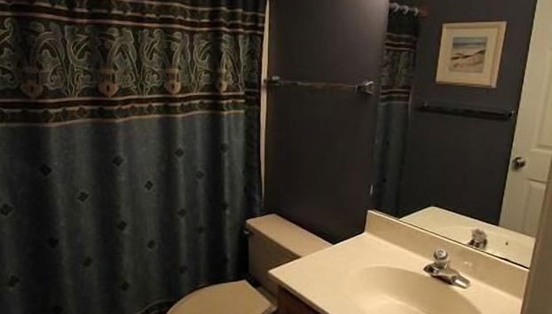 King Charles Avenue 408 #2 - Foto 3, Baño