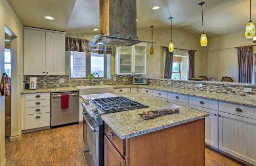 Beulah Home with Wraparound Porch and Mtn Views - Foto 9