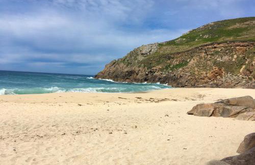 Swallows Nest - Photo 35