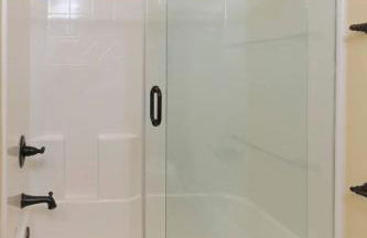 Luxury Escape by the Lake - Foto 32