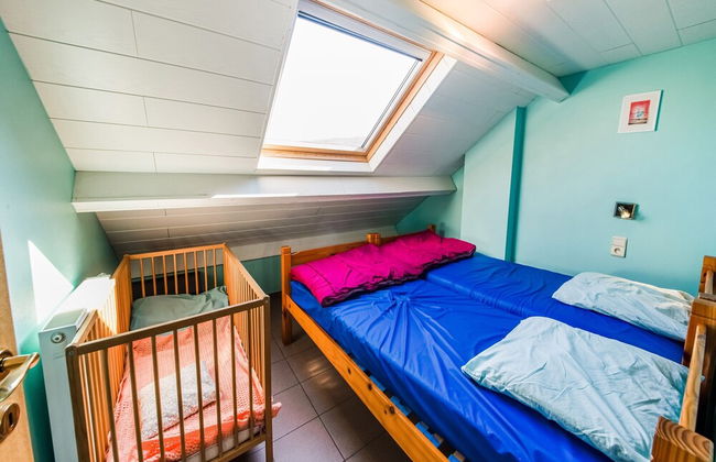 Stone Cottage with Sauna & Hot Tub near Cave of Lorette in Rochefort - Foto 16