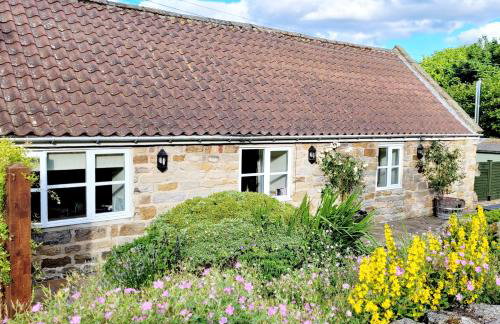 Underhill Holiday Cottage - Photo 12