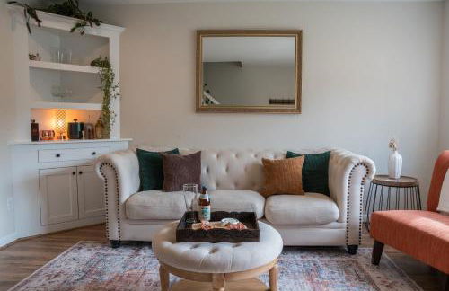 Luxe Bavarian Retreat - in Town with Hot Tub - Foto 41