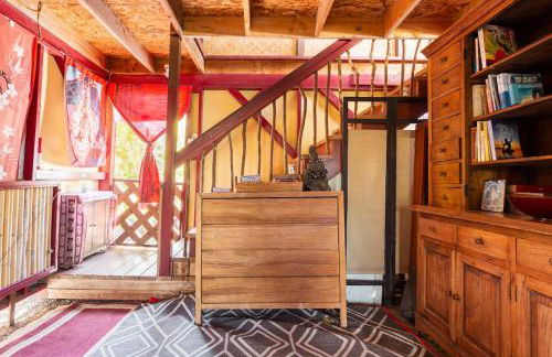 THE MAGICAL LAVA TEMPLE with EPIC Volcano Views! - Foto 40