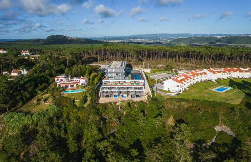 Ocean Views - New Private Condominium with Pool & Sea Views - Foto 21