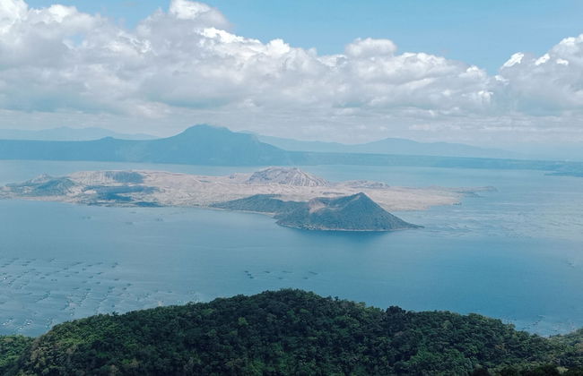 Deluxe Family Room in Tagaytay With Taal Lake View - Foto 13