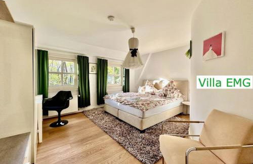 Luxus Ferienhaus Villa EMG Emsdetten nah Münster, Osnabrück, Rheine für Familien Gruppen bis 17 Personen, Pool, Whirlpool, Garten, Kamin, 6SZ - Foto 16