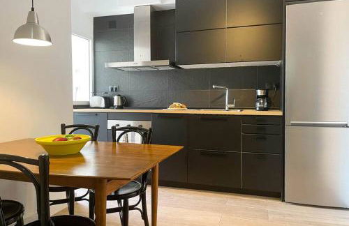 Apartamento con personalidad a 600 m de la playa. - Foto 3