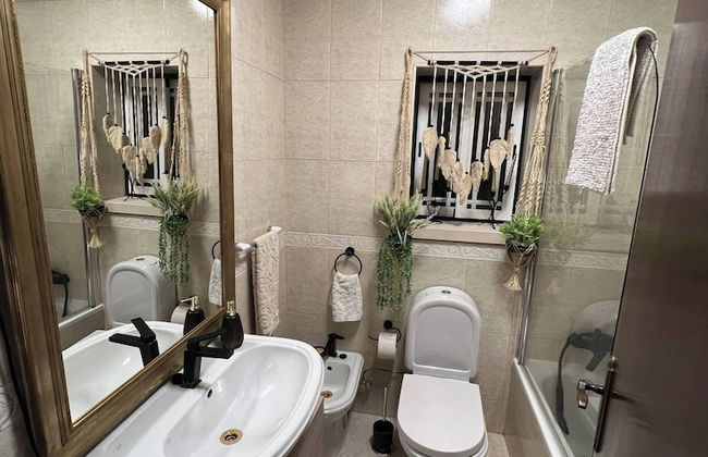 Sun And Ocean House With 2 Bathrooms - Photo 11