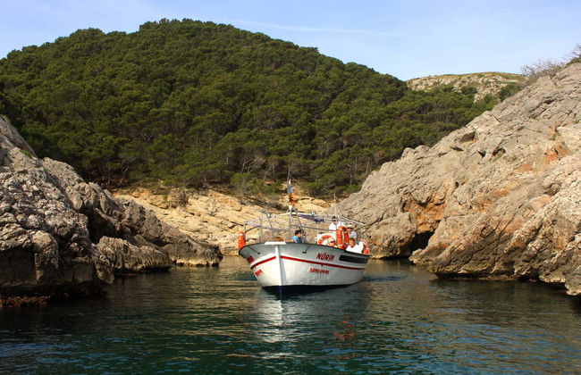 Boat Tour of the Medes Islands & Montgrí Natural Park - Foto 2