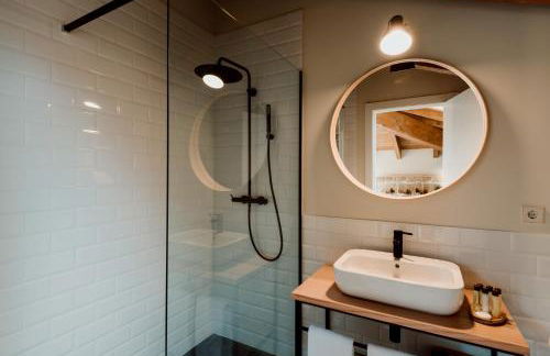 Boutique Palacio Condes de Cirac - Photo 107