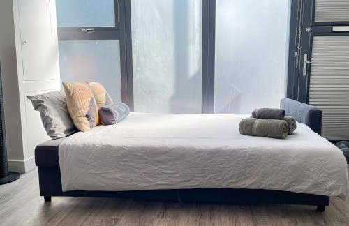 Fully-Furnished Studio Apt in Islington with Wi-Fi near Angel, Kings Cross & Upper Street by NourNest Apartments - Foto 15