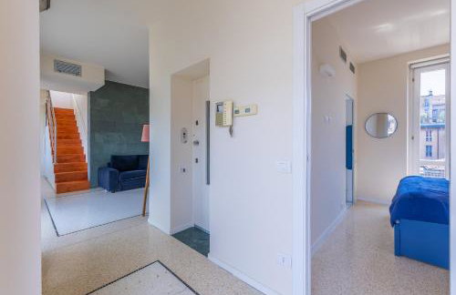 Milan Central Penthouse with Terraces, Jacuzzi & Garage - Foto 46