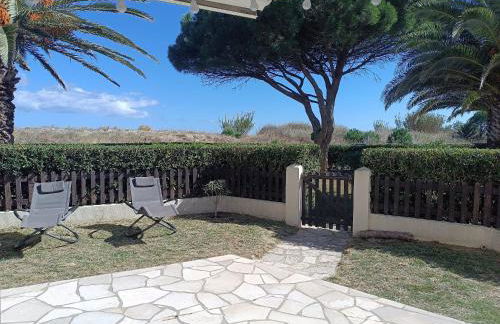 LES CAPITELLES 5 - Accès direct à la plage depuis le jardin - T2 avec cabine - 6 pers - jardin - Piscine - parking - Photo 11