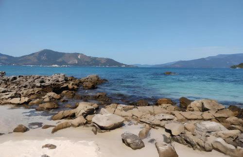 Studio Lagoa 301 - 200 metros da praia e passeios para ilhas - Foto 9