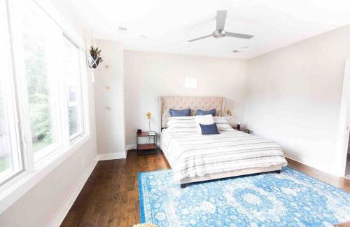 Modern Luxury Rooftop Deck, 3 mi to Downtown - Foto 53