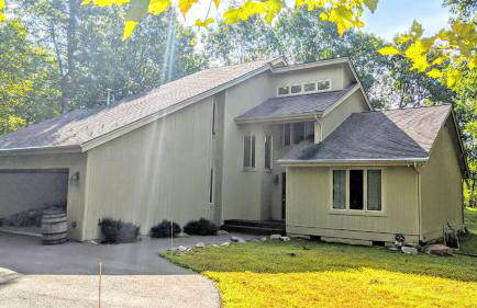 Mountain Hideout by Avantstay Game Room + Deck - Foto 106