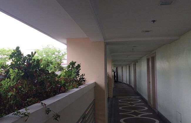 1 Bed Apartment - Sleeps 7 - Pool & Wifi - Photo 24