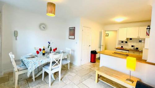 Centrally located "Spring Cottage" Perfect Ventnor Holiday Home - Foto 4