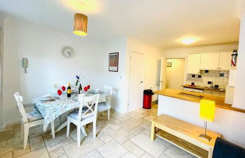 Centrally located "Spring Cottage" Perfect Ventnor Holiday Home - Foto 4