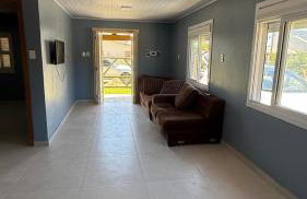 Casas amplas no centro de Mariluz - Foto 2