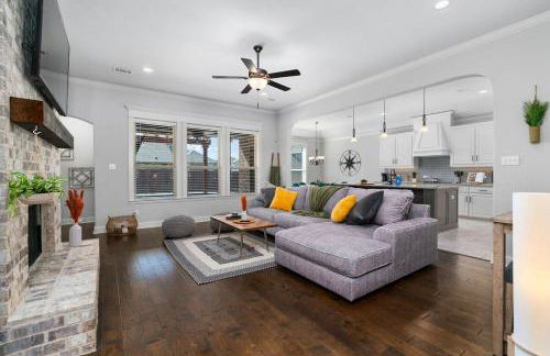 The Noble House Near Magnolia & Baylor W Pool - Photo 39