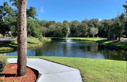 Mickey's Hideaway Condo Near Disney - Foto 22