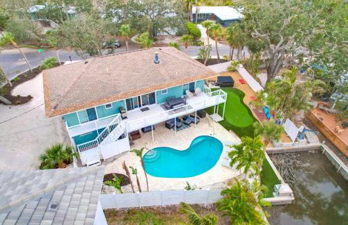 Home ON Key with pool, hot tub, putting green, arcade games, bike & mins to beach! - Foto 10