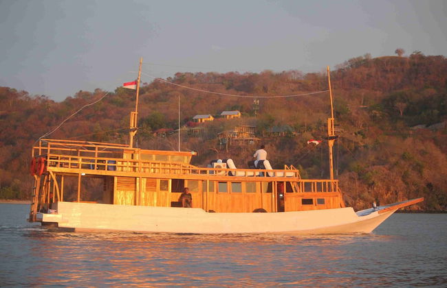 Boat Charter KM.Caroline - Foto 17