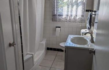 Hot Tub Hideaway by Timber Oaks Vacation Rentals - Foto 11