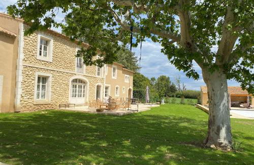 Superbe Mas Provençal rénové avec piscine, billard et climatisation à Paradou - Foto 23
